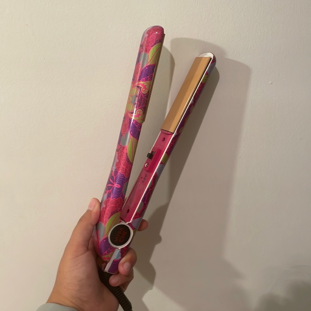 Ultra CHI Flat Iron hair styler